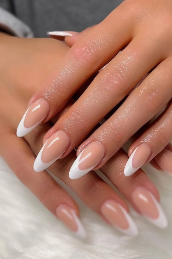 Dip French Manicure